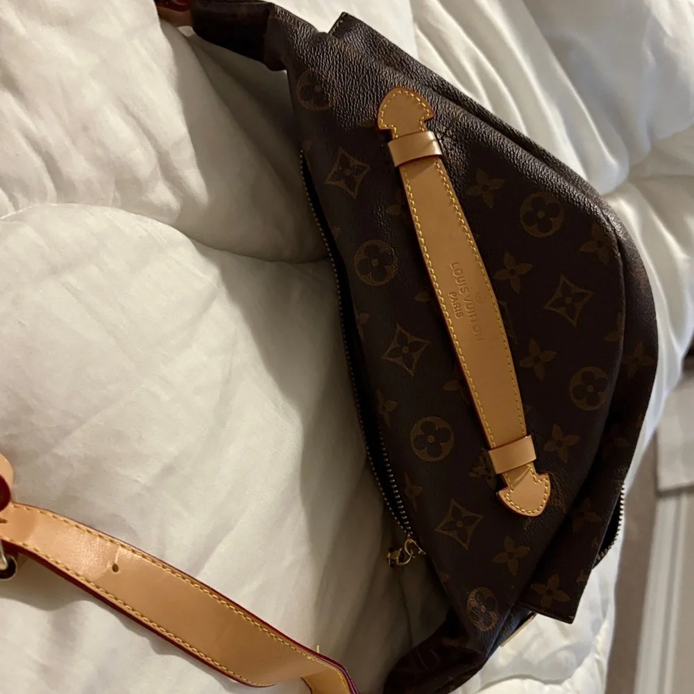 Inspired by Dark Brown Monogram Fanny pack - Picture 3 of 6